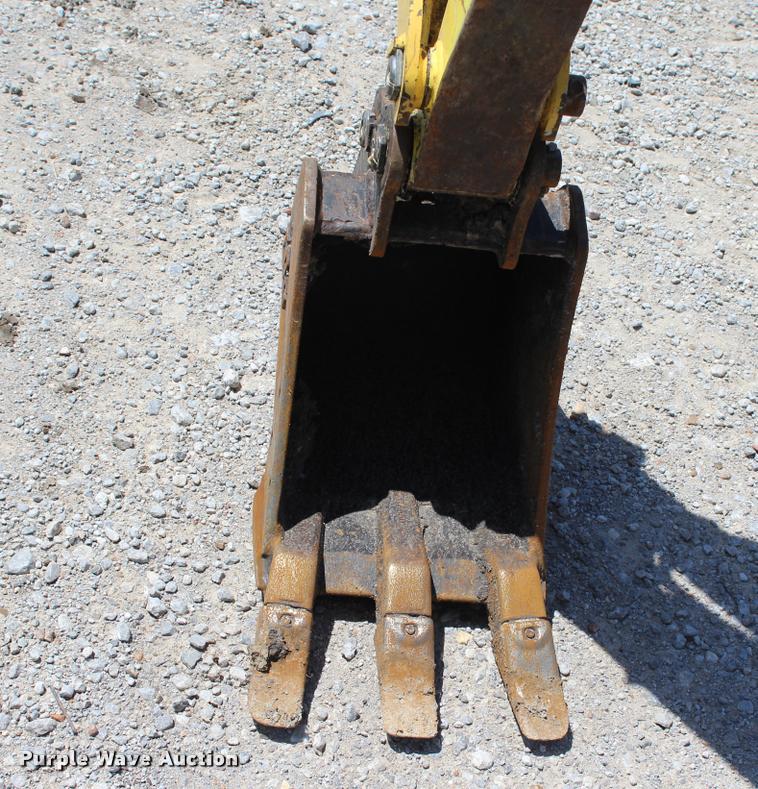 image for item L4990 2011 Yanmar VIO17 compact excavator