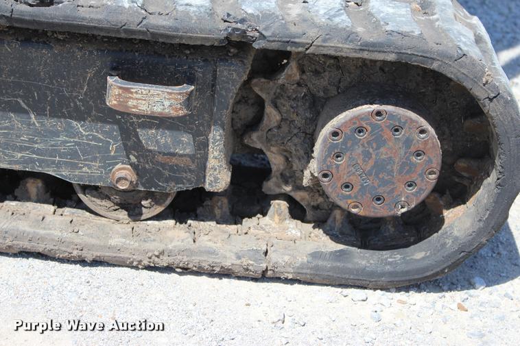 image for item L4990 2011 Yanmar VIO17 compact excavator