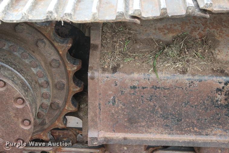 image for item L4996 2005 John Deere 200C LC excavator