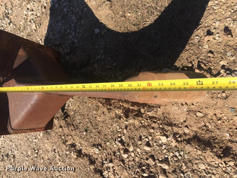 image for item L4996 2005 John Deere 200C LC excavator