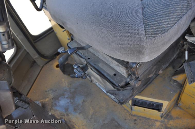 image for item L5228 1992 Komatsu WA380-1 wheel loader