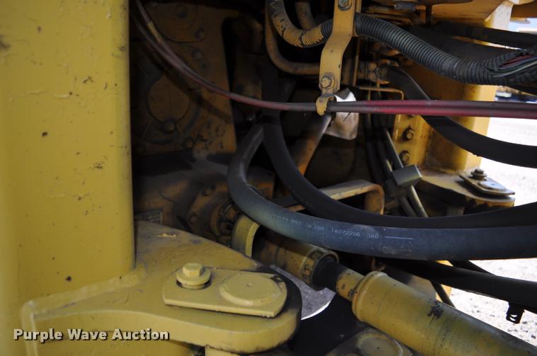 image for item L5228 1992 Komatsu WA380-1 wheel loader