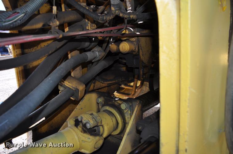 image for item L5228 1992 Komatsu WA380-1 wheel loader