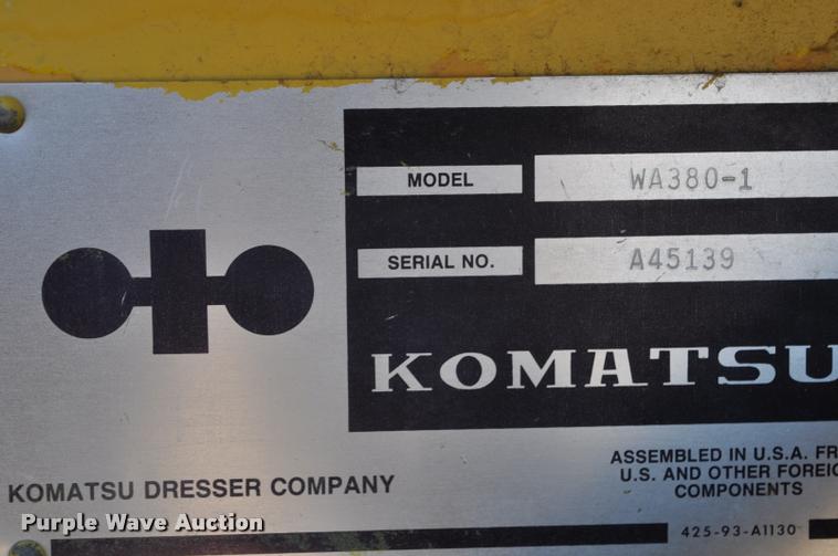 image for item L5228 1992 Komatsu WA380-1 wheel loader