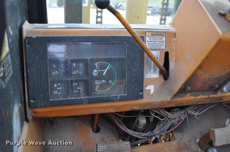 image for item L5230 Case 586D forklift