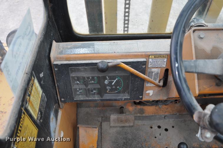 image for item L5230 Case 586D forklift