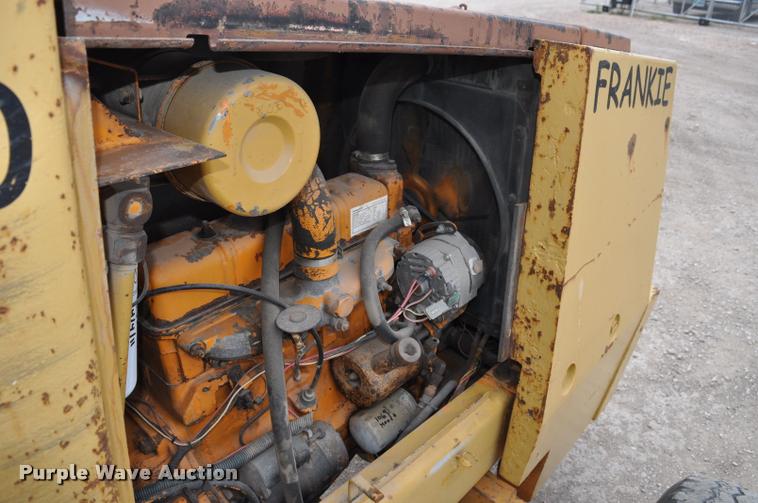 image for item L5230 Case 586D forklift