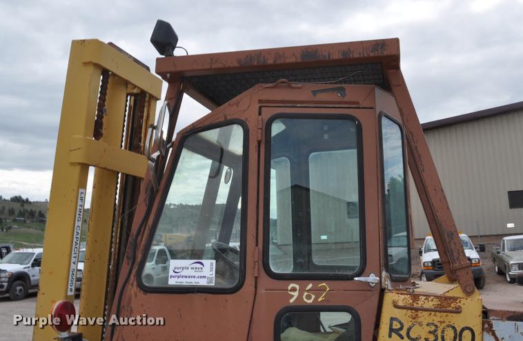 image for item L5230 Case 586D forklift