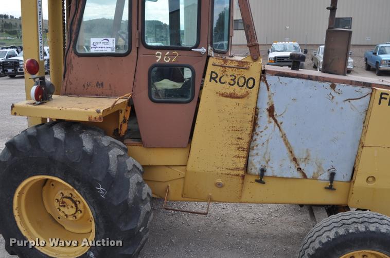 image for item L5230 Case 586D forklift