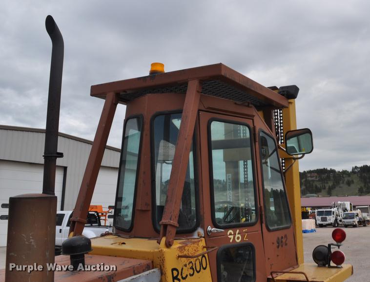 image for item L5230 Case 586D forklift