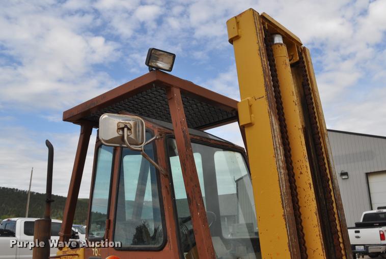 image for item L5230 Case 586D forklift