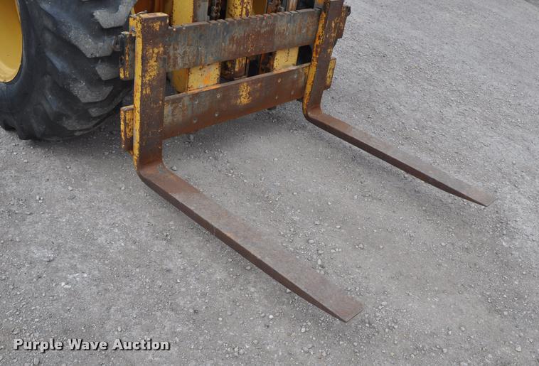 image for item L5230 Case 586D forklift