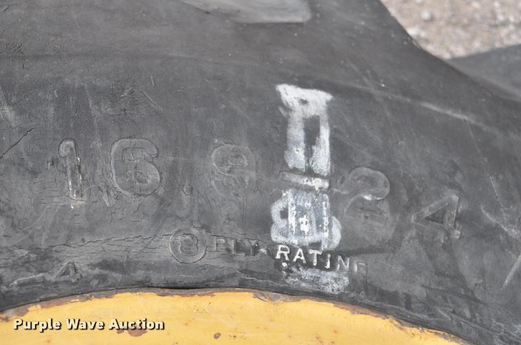 image for item L5230 Case 586D forklift