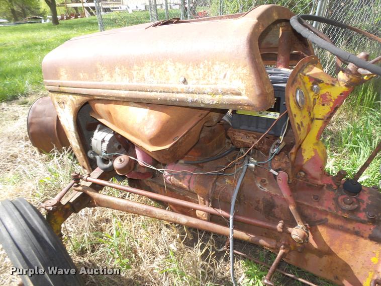 image for item AU9560 Ford 8N tractor