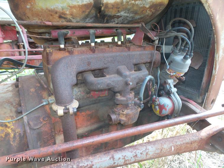 image for item AU9560 Ford 8N tractor