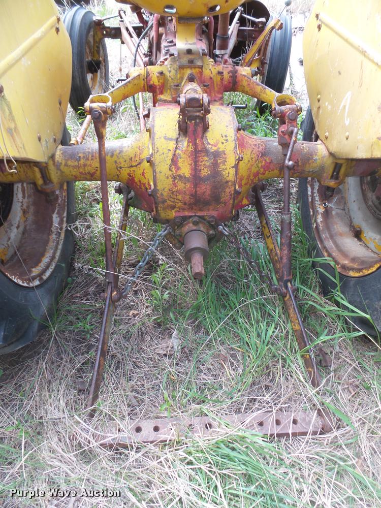 image for item AU9560 Ford 8N tractor