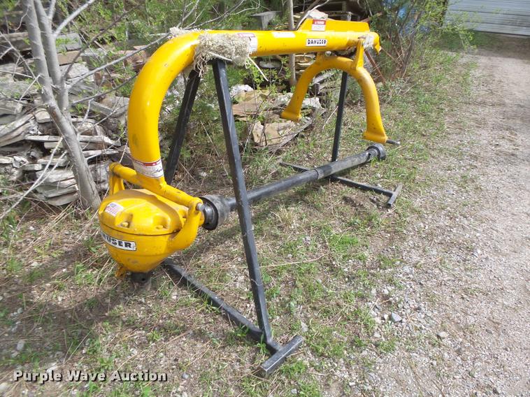 image for item AU9563 Danuser F8 post hole auger