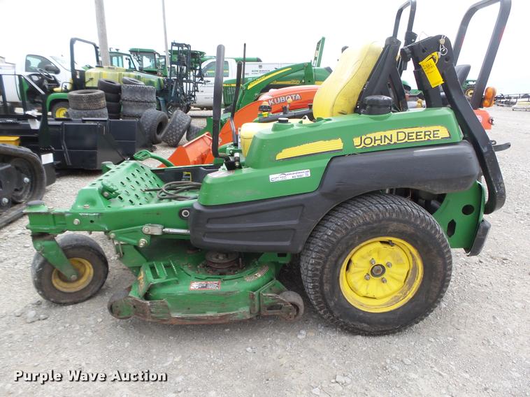 image for item AU9567 John Deere 7 IRON PRO 48 Z Trak Z810A ZTR lawn mower