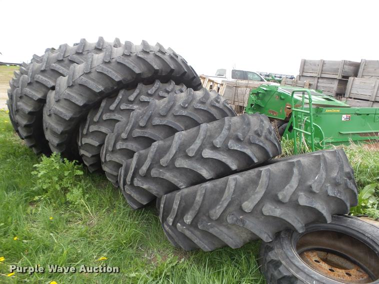 image for item AU9568 (8) Firestone tires