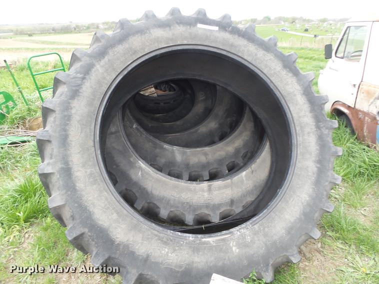 image for item AU9568 (8) Firestone tires