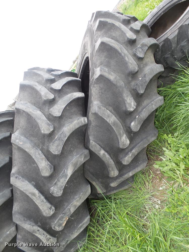 image for item AU9568 (8) Firestone tires