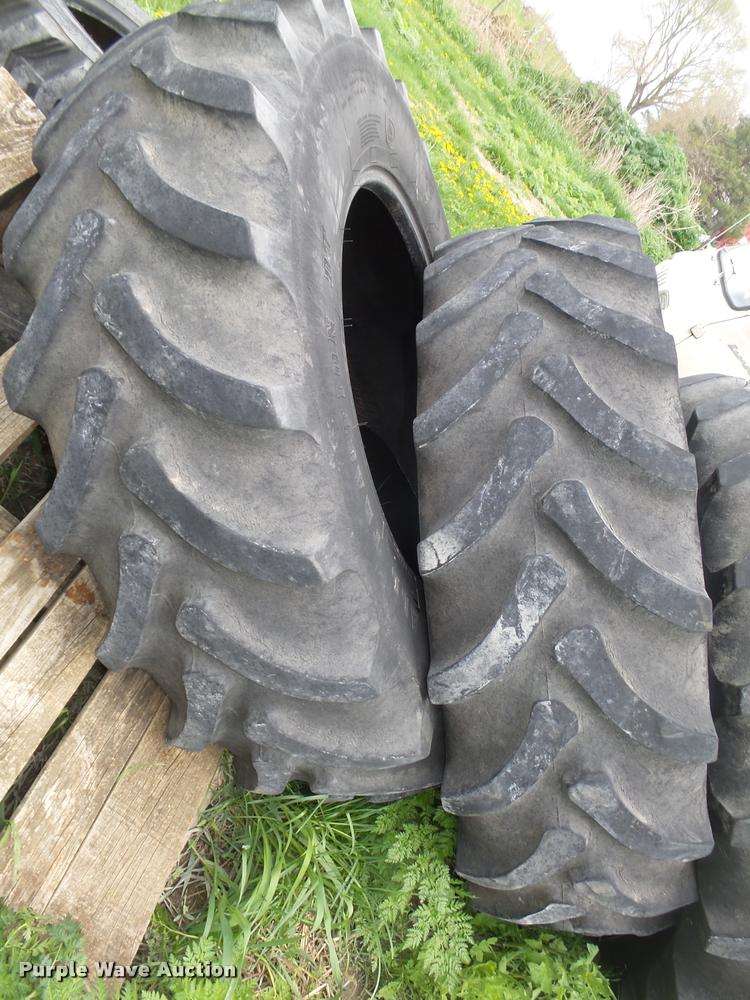 image for item AU9568 (8) Firestone tires