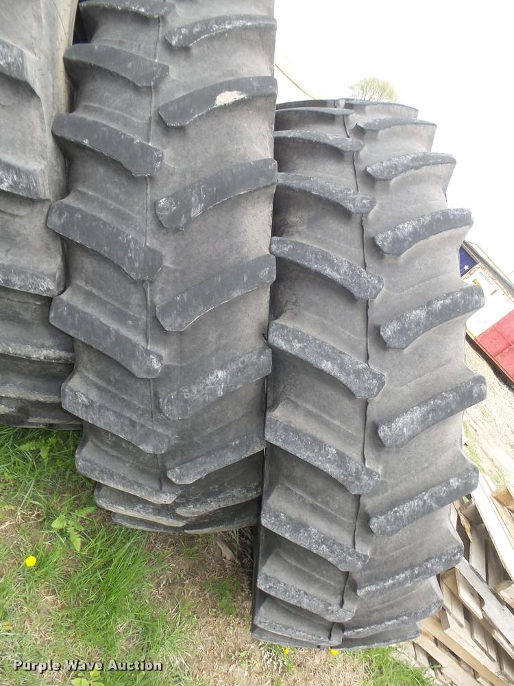 image for item AU9568 (8) Firestone tires