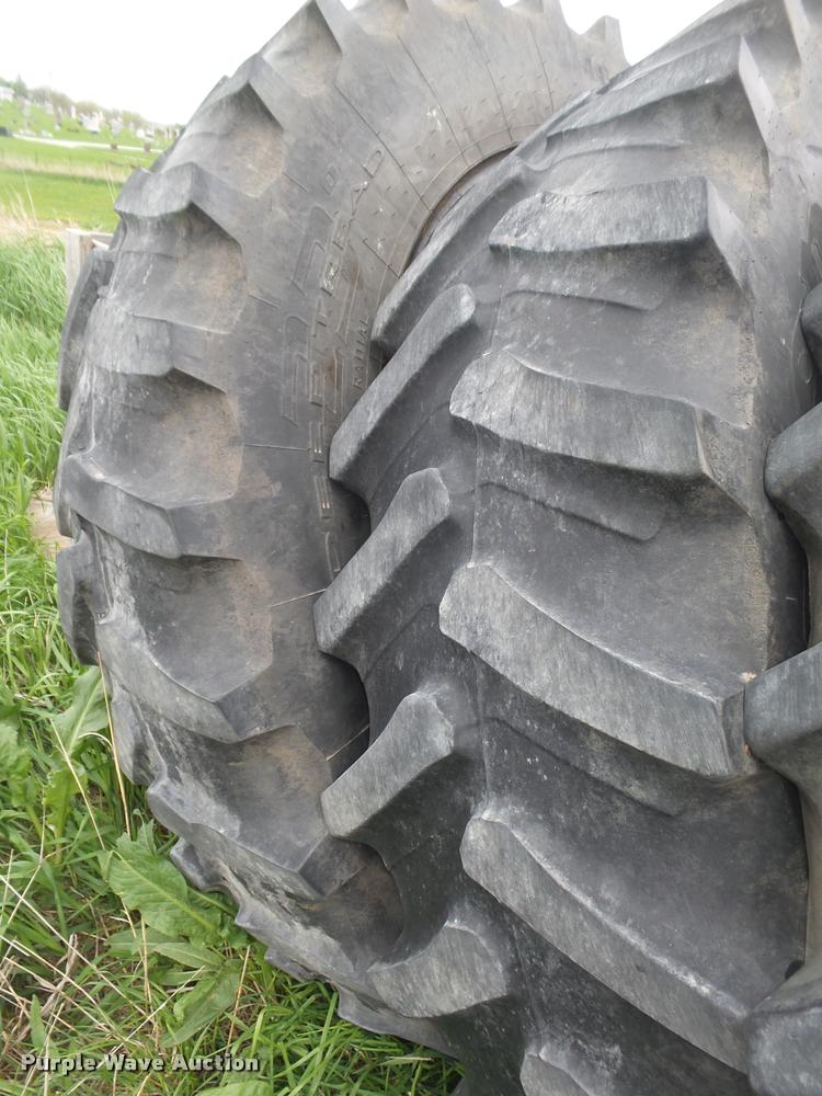 image for item AU9569 (4) Firestone 480/80R50 tires