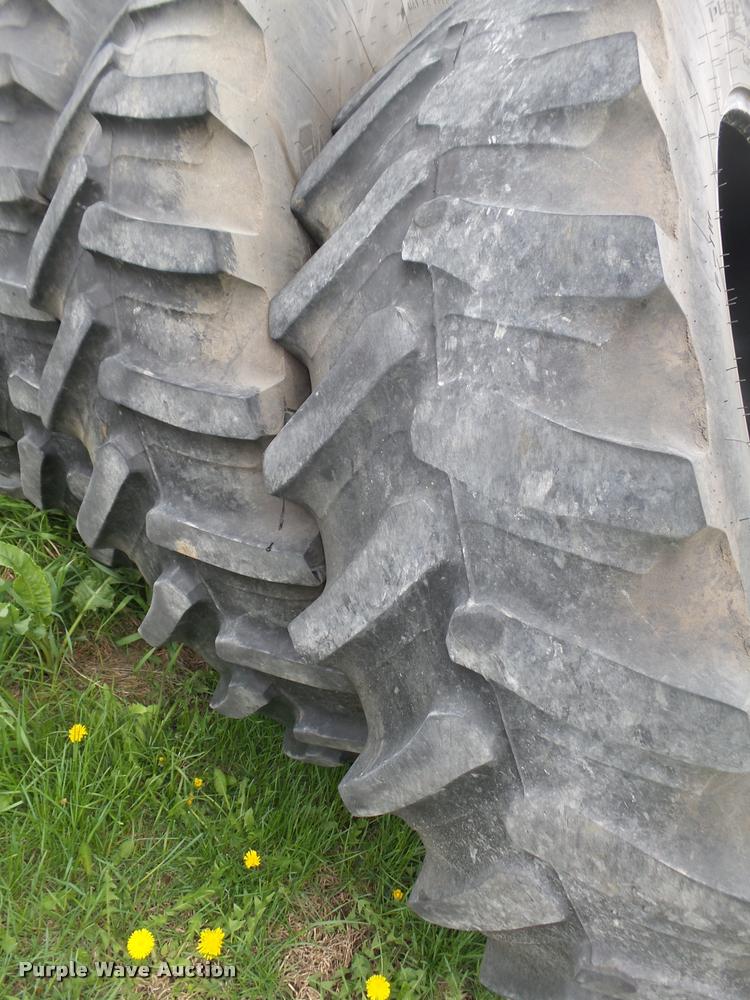 image for item AU9569 (4) Firestone 480/80R50 tires