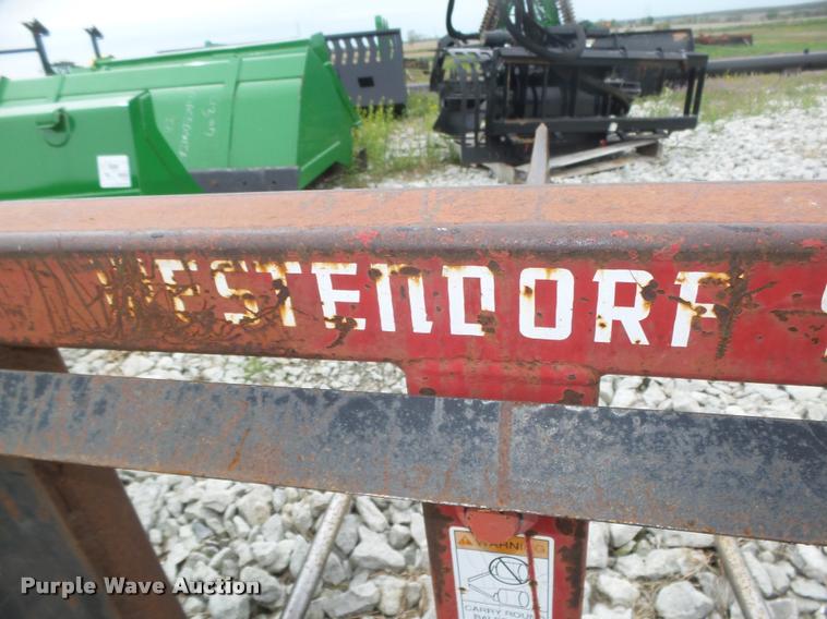 image for item AU9570 Westendorf skid steer bale spear