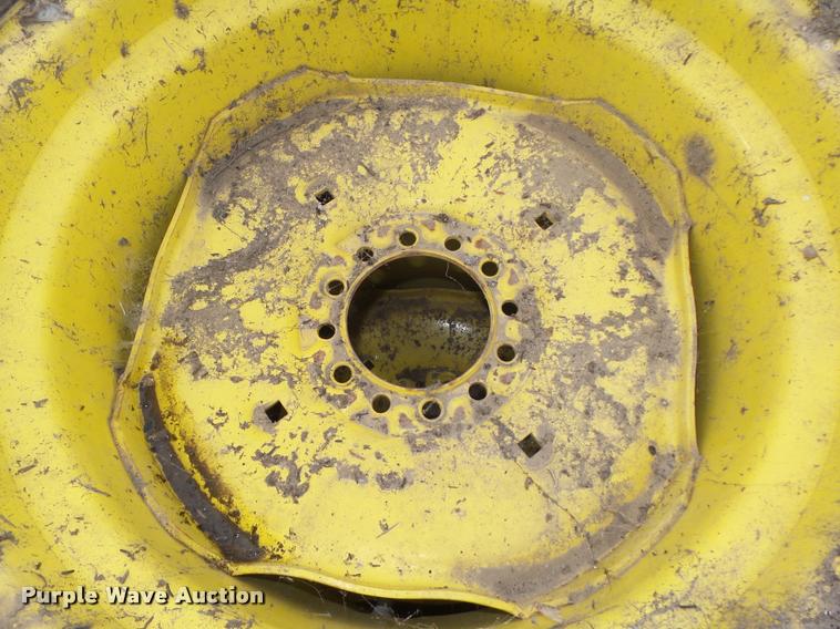 image for item AU9571 (6) Titan turf tires and wheels