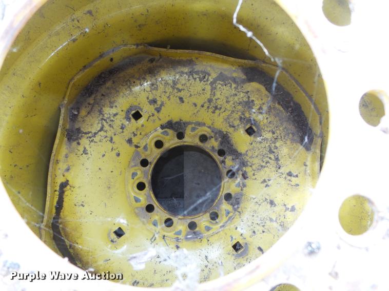 image for item AU9571 (6) Titan turf tires and wheels