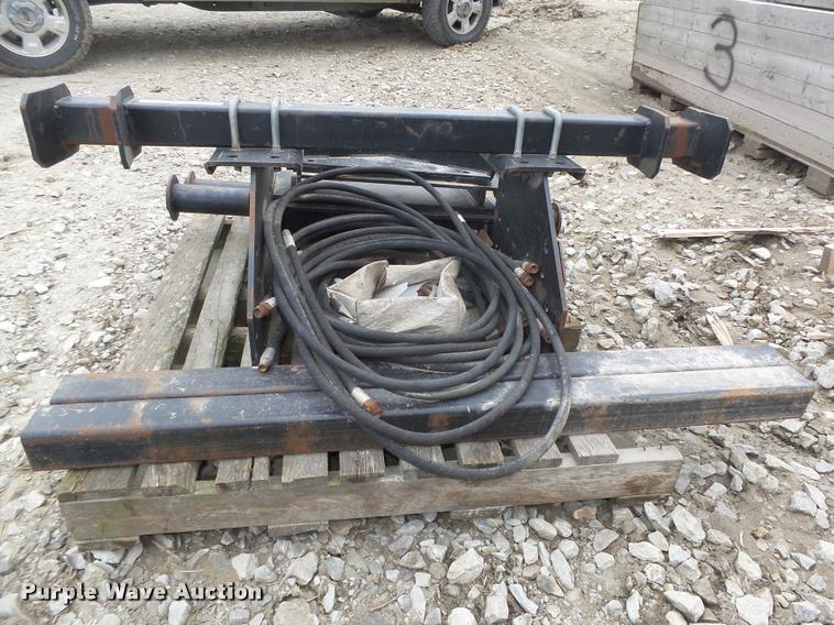 image for item AU9572 Westendorf loader mounting bracket