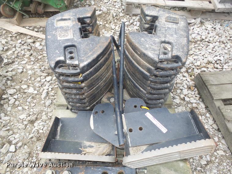 image for item AU9573 New Holland front weights