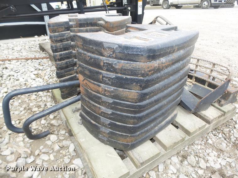 image for item AU9573 New Holland front weights