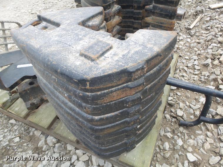 image for item AU9573 New Holland front weights