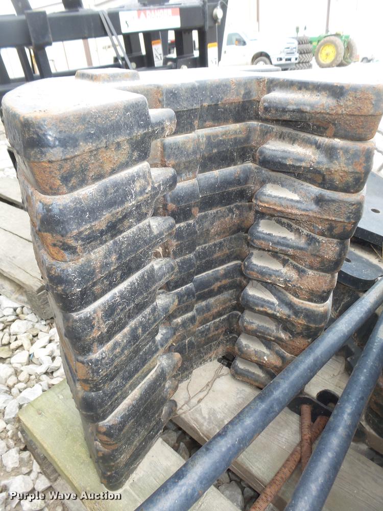 image for item AU9573 New Holland front weights