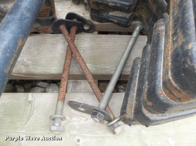 image for item AU9573 New Holland front weights