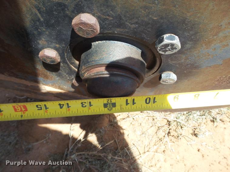 image for item BJ9253 Cultivator with knifing attachment