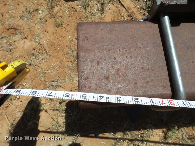 image for item BJ9253 Cultivator with knifing attachment