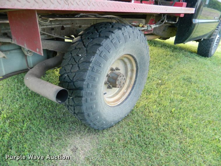 image for item BK9259 2000 Ford F350 Super Duty XLT applicator truck