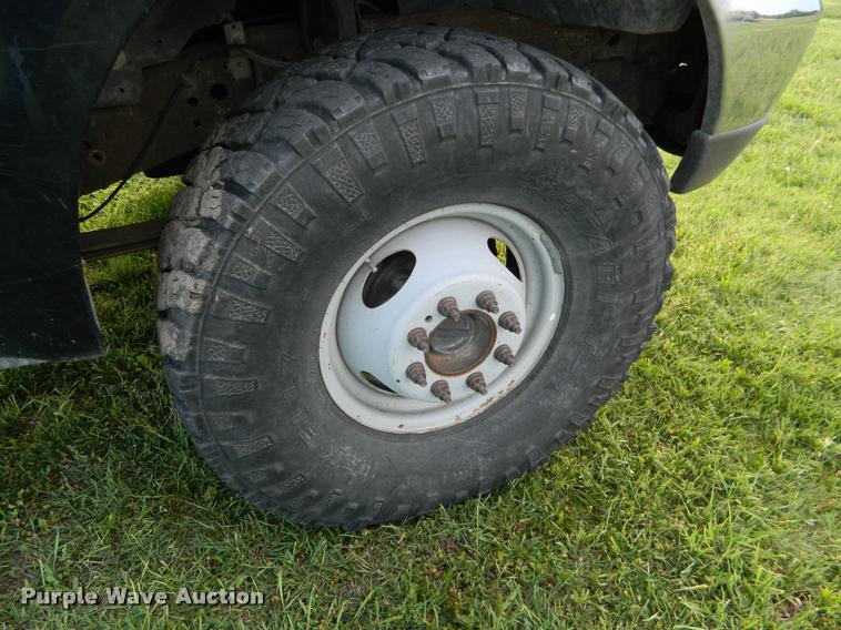 image for item BK9259 2000 Ford F350 Super Duty XLT applicator truck