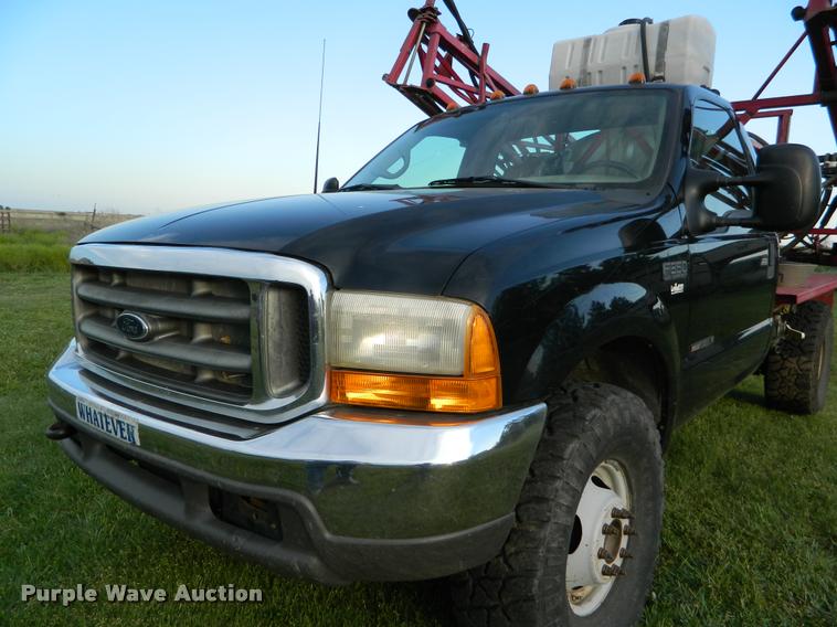image for item BK9259 2000 Ford F350 Super Duty XLT applicator truck