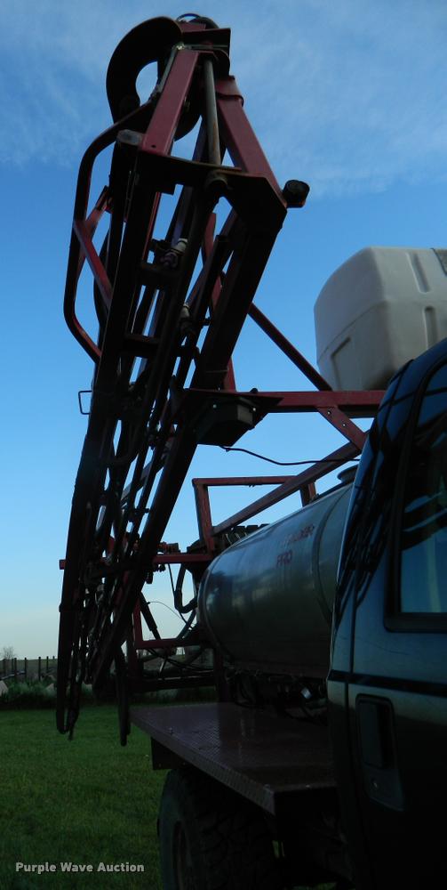 image for item BK9259 2000 Ford F350 Super Duty XLT applicator truck