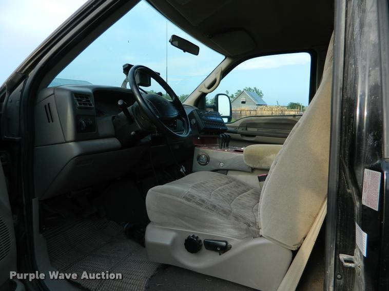 image for item BK9259 2000 Ford F350 Super Duty XLT applicator truck