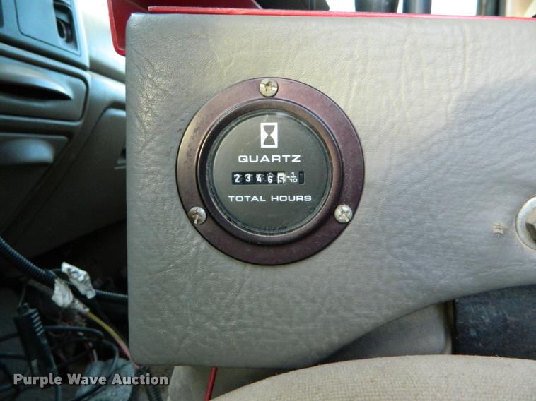 image for item BK9259 2000 Ford F350 Super Duty XLT applicator truck