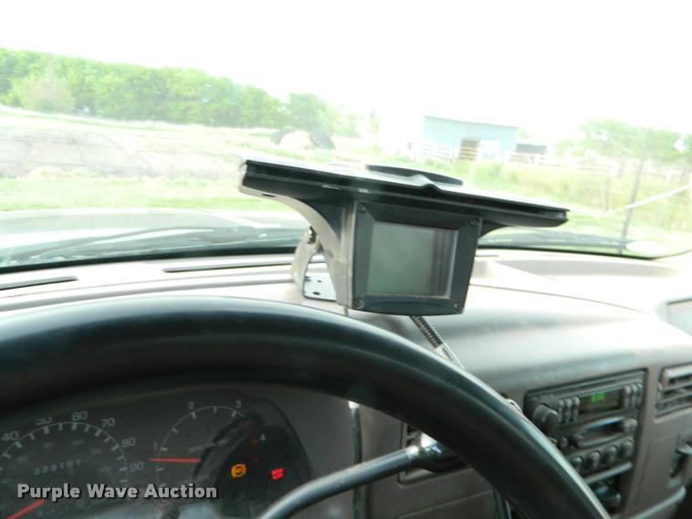 image for item BK9259 2000 Ford F350 Super Duty XLT applicator truck