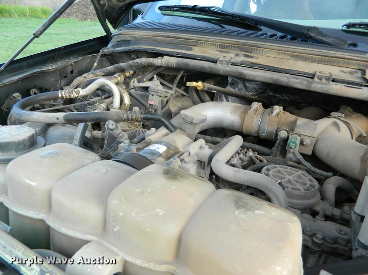 image for item BK9259 2000 Ford F350 Super Duty XLT applicator truck