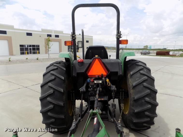 image for item DA0691 1998 John Deere 5510 MFWD tractor