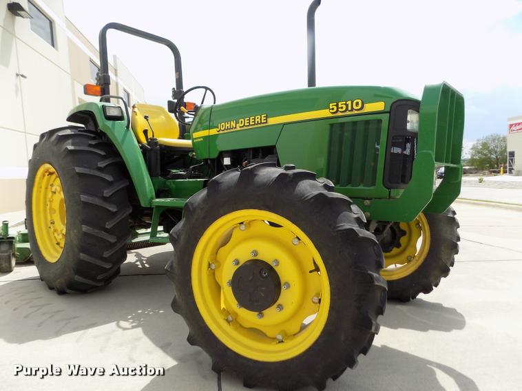 image for item DA0691 1998 John Deere 5510 MFWD tractor